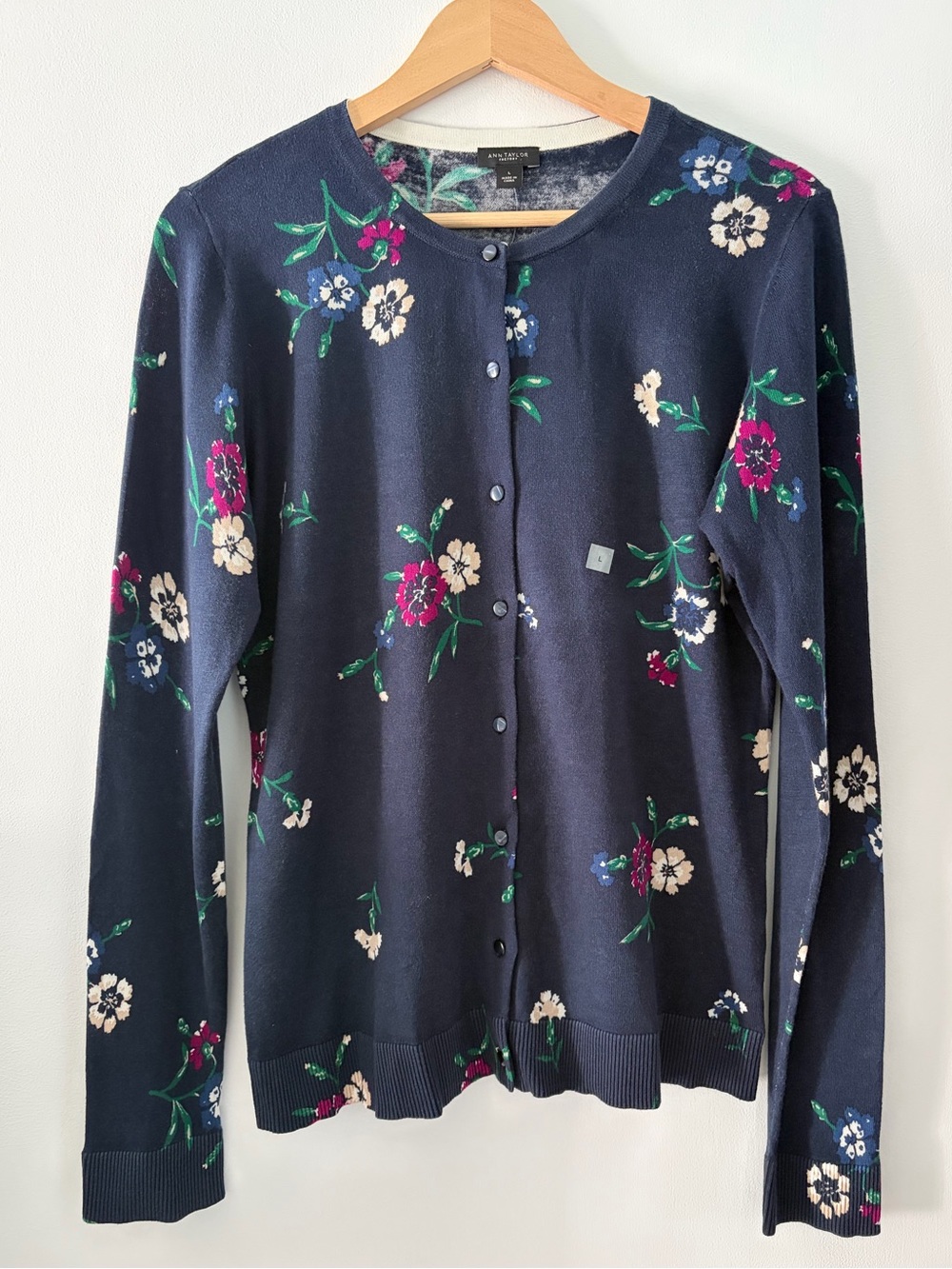 🆕 NWOT Ann Taylor Factory L Navy Blue Floral Cardigan Sweater 100% Cotton